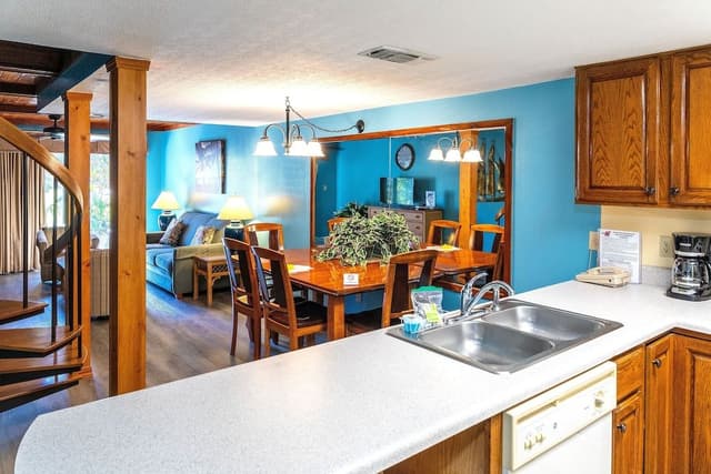 Townhome, 2 Bedrooms