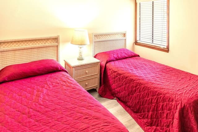 Townhome, 2 Bedrooms