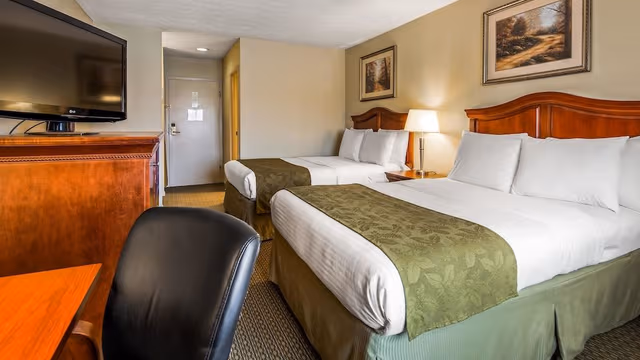 Standard Room, 2 Queen Beds, Non Smoking
