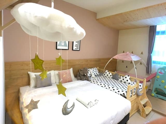 Family Triple Room, 1 King Bed