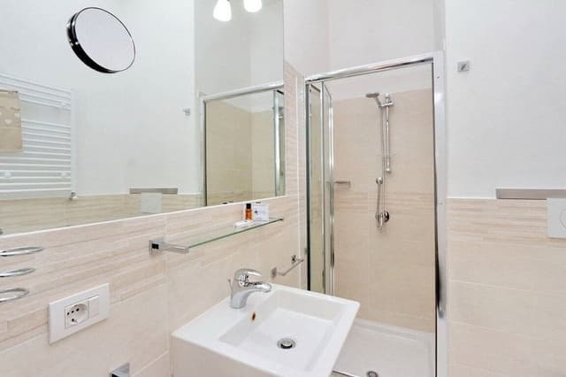 Premium Single Room
