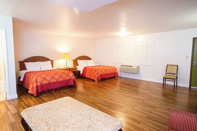Grand Room, 2 Queen Beds, Non Smoking