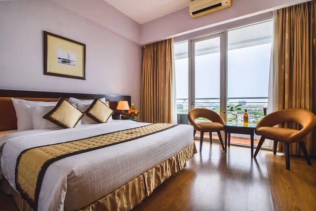 Panoramic Suite, River View