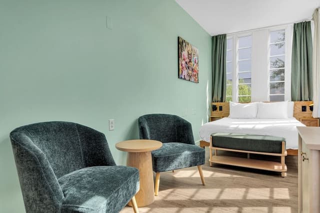 Signature Room, 2 Queen Beds