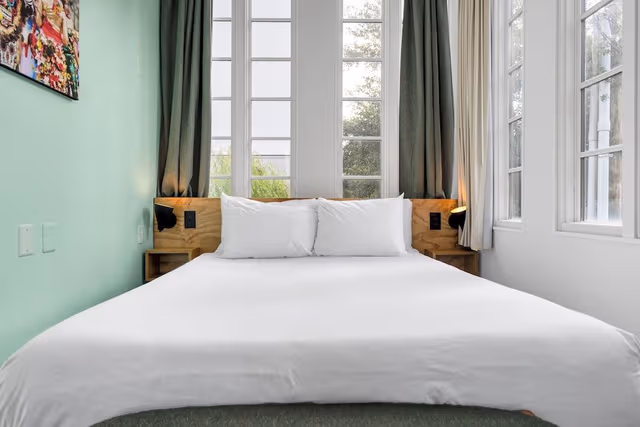 Signature Room, 2 Queen Beds