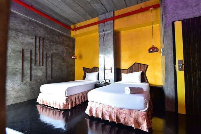 Deluxe Twin Room