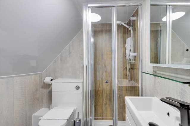 Double Room (Room 8 Room only)