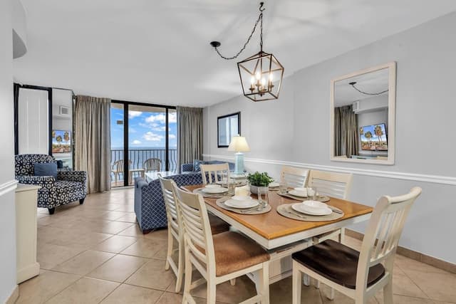 Premium Condo, 3 Bedrooms, Balcony, Ocean View