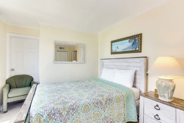 Exclusive Condo, 3 Bedrooms, Balcony, Ocean View