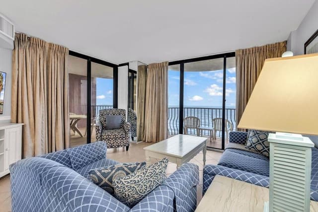 Premium Condo, 3 Bedrooms, Balcony, Ocean View