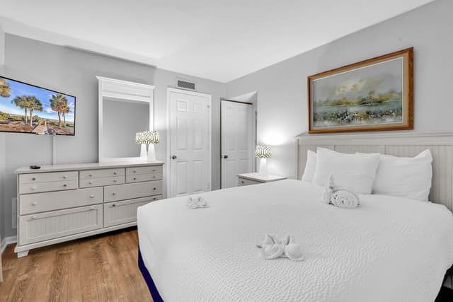Premium Condo, 3 Bedrooms, Balcony, Ocean View
