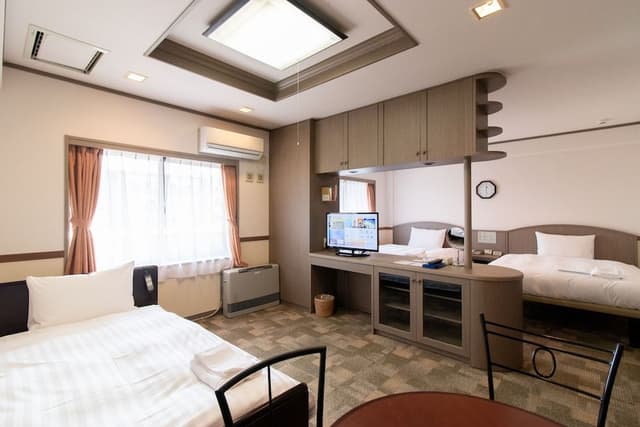 Standard Triple Room, Smoking