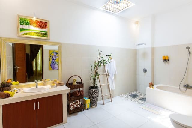 5 Bedroom MasBro villa