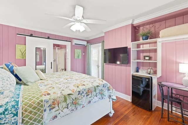 Room, Private Bathroom (Garden Room)