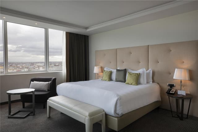 PRESIDENTIAL SUITE 2 BEDROOMS W LIVING ROOM