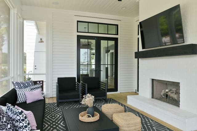 Lagoon 4 Bedroom Moreland Village Home 5574