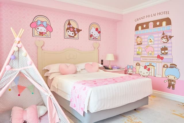 Sanrio Family Suite