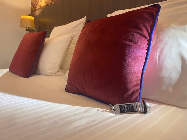 Comfort Double Room, Bathtub