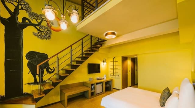 Kenya Sky Room