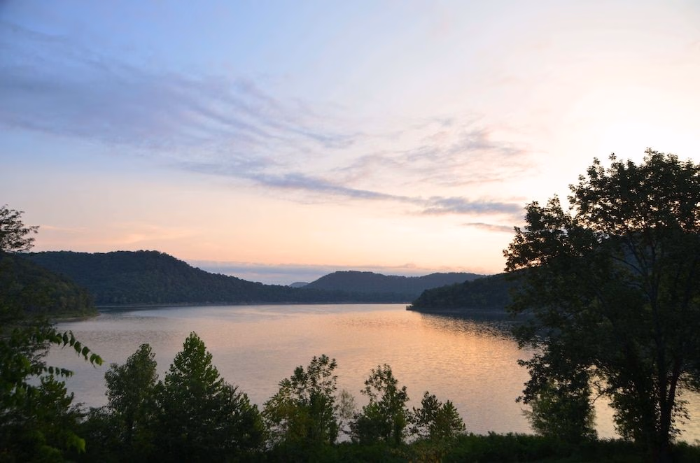 The Retreat at Center Hill Lake4