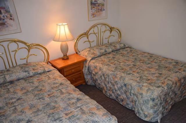 Comfort House, 4 Bedrooms, Lake View