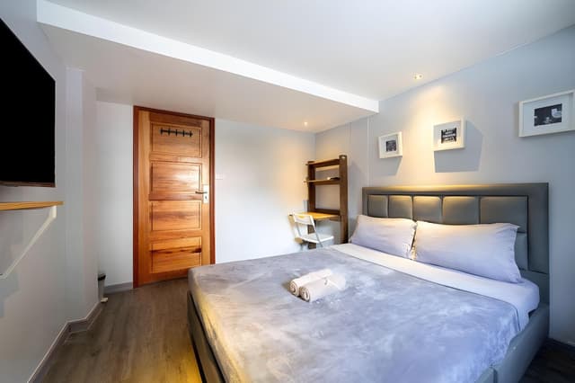 Double Room with Shared Bathroom