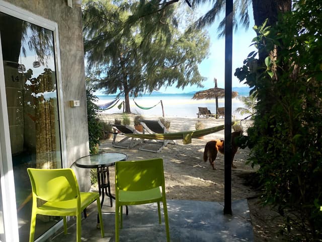 Beachside Room