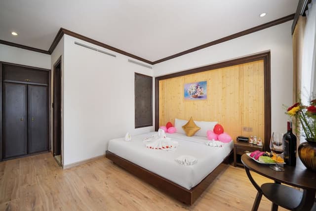 Deluxe Double or Twin Room, City View