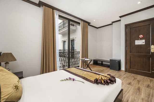 Family Room, 2 Bedrooms, Non Smoking, City View