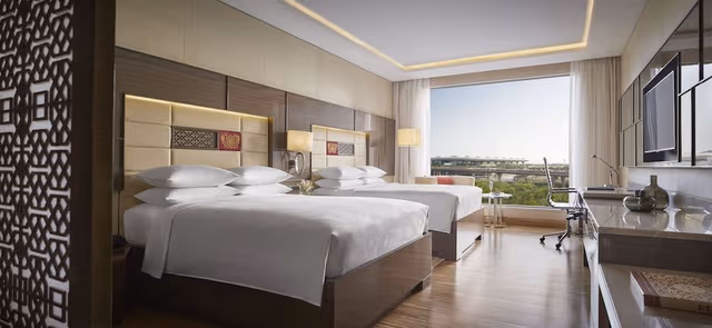 Room, 1 King Bed, City View