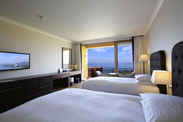 Deluxe Twin Room, Ocean View (Hotel)