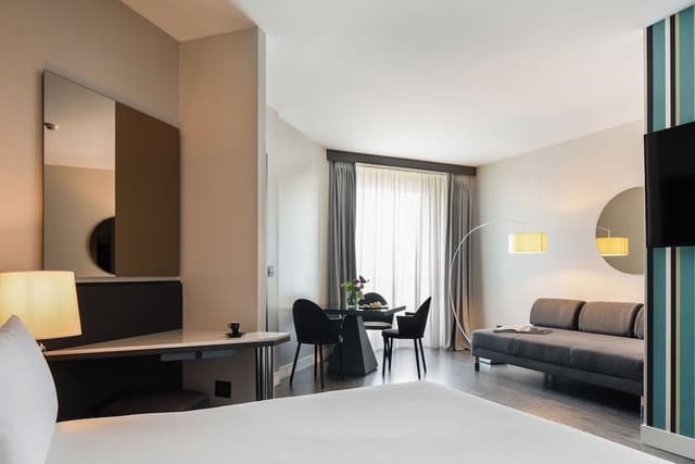 Superior Business Room, 1 Queen Bed