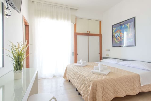 Triple Room, Balcony