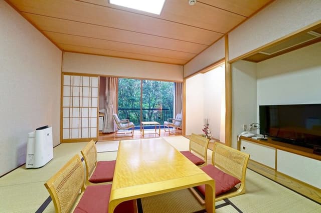 Japanese Style Room for 4 People