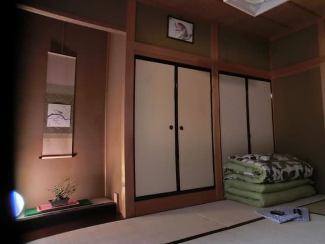 Japanese style room with shared bath and toilet