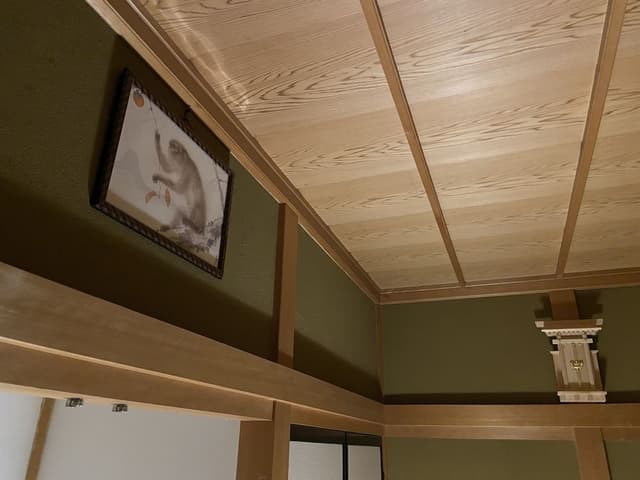 Japanese style room with shared bath and toilet