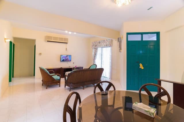 Triple Room