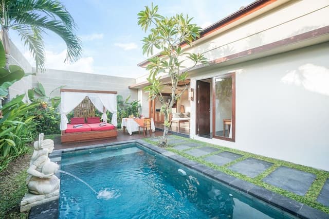 One Bedroom Private Pool
