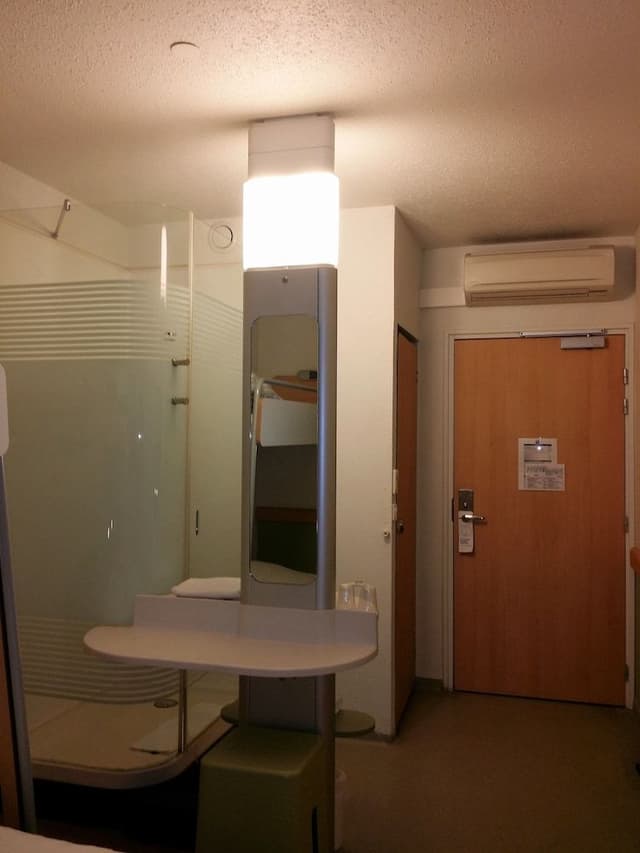Triple Room, Multiple Beds