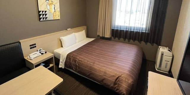 Standard Double Room, Smoking