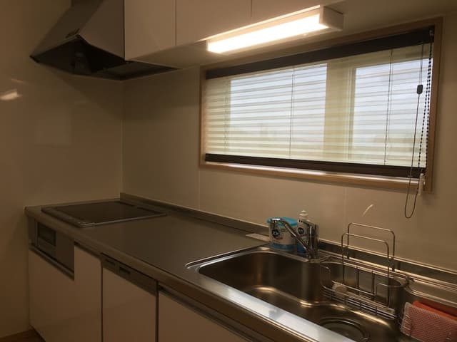 2 Bedroom Apartment, Non-Smoking, Mountain View