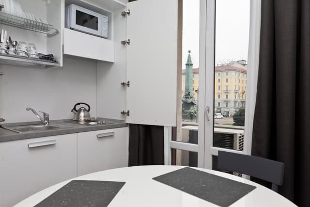 Studio (3 Adults)