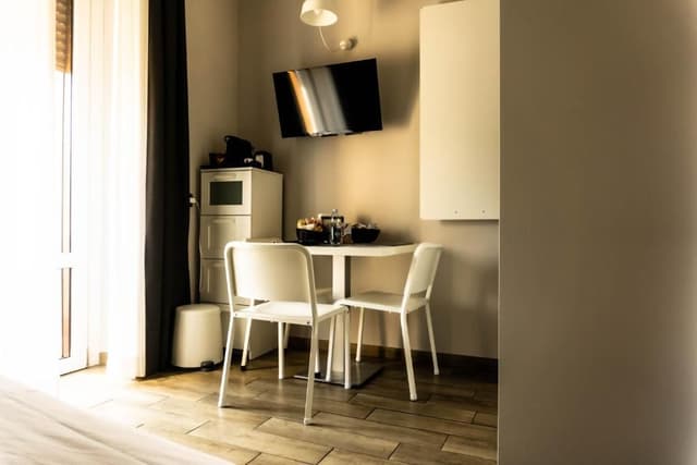 Studio (3 Adults)