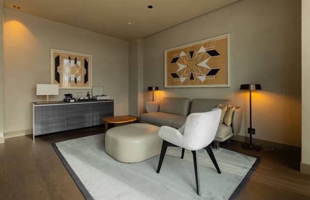 Executive Suite
