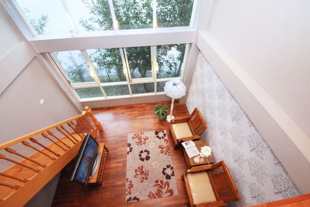 Comfort Loft, 1 Queen Bed