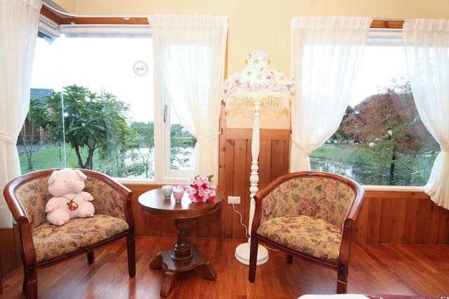 Basic House, 2 Double Beds