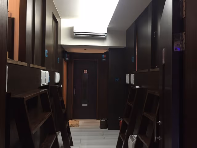 Single Room, Shared Bathroom