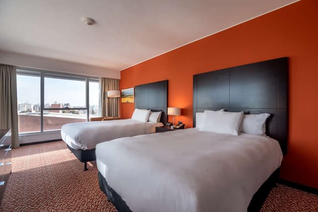2 DOUBLE BED