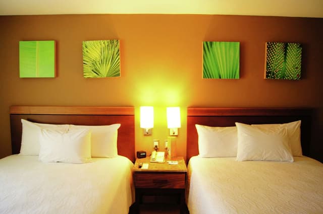 2 QUEEN BEDS-OCEAN VIEW