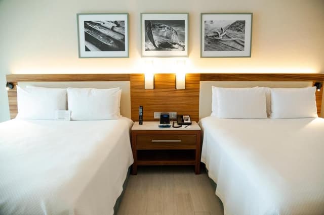 Habitación Doble con acceso directo a la piscina - Frente al mar - Solo adultos